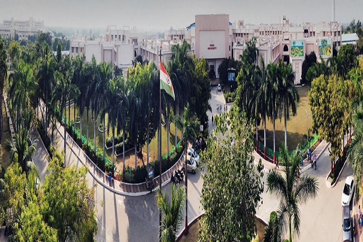 https://cache.careers360.mobi/media/colleges/social-media/media-gallery/2313/2021/10/5/Campus View of Parul Institute of Architecture and Research Vadodara_Campus-View.jpg